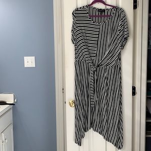 Lane Bryant black & white striped shark bite hem midi dress A000